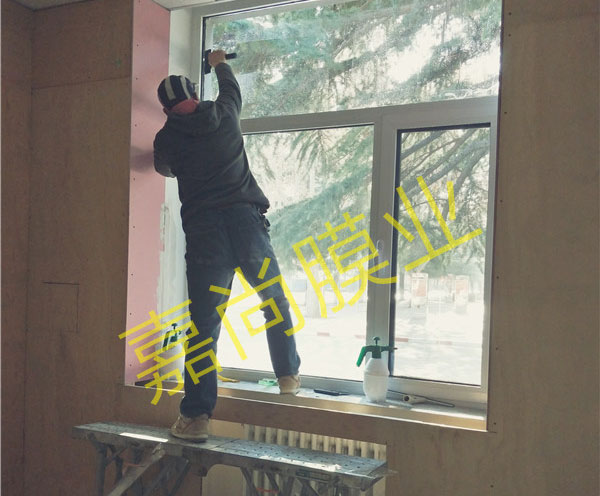 �����ҽʿ��ѧУ�칫¥